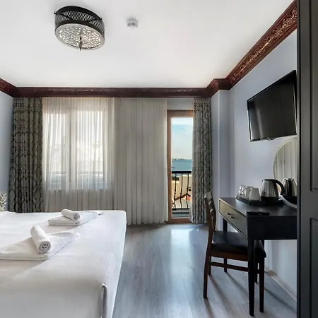 ミトラ ホテル 3*