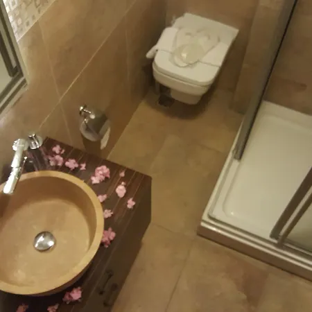 Hotel Mytra